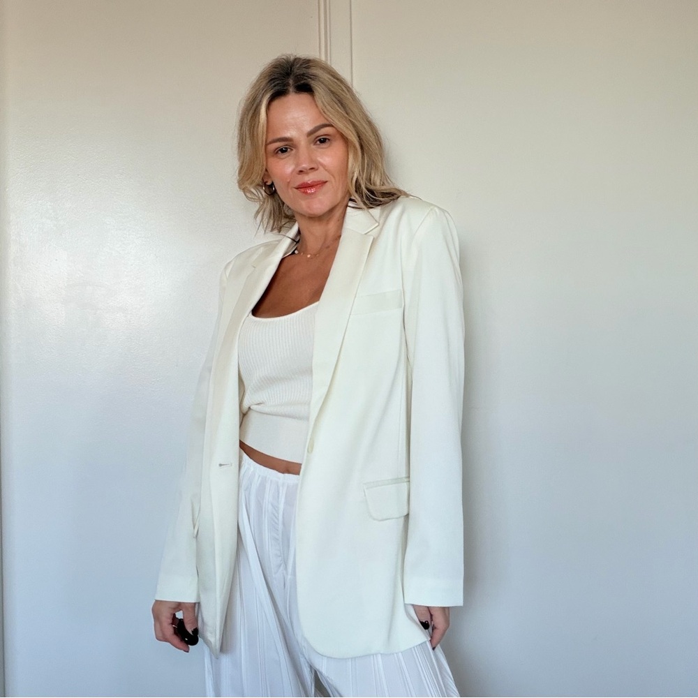 New Almina Concept Oversized Blazer in White